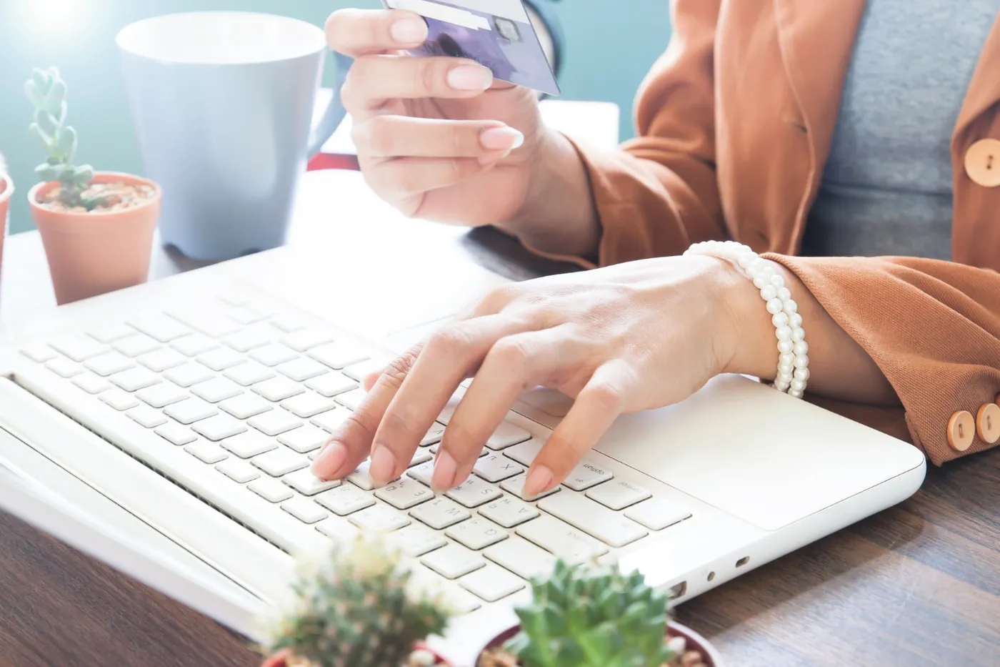 Comment choisir une banque en ligne pour professionnel