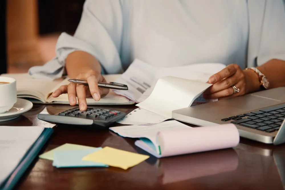 Comment facturer quand on est freelance à l’étranger ?