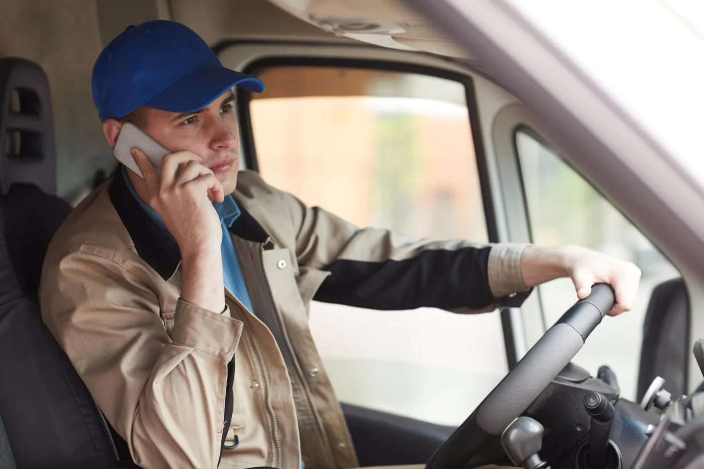 Location de camion : comment obtenir une location avec une assistance routière 24/7 ?